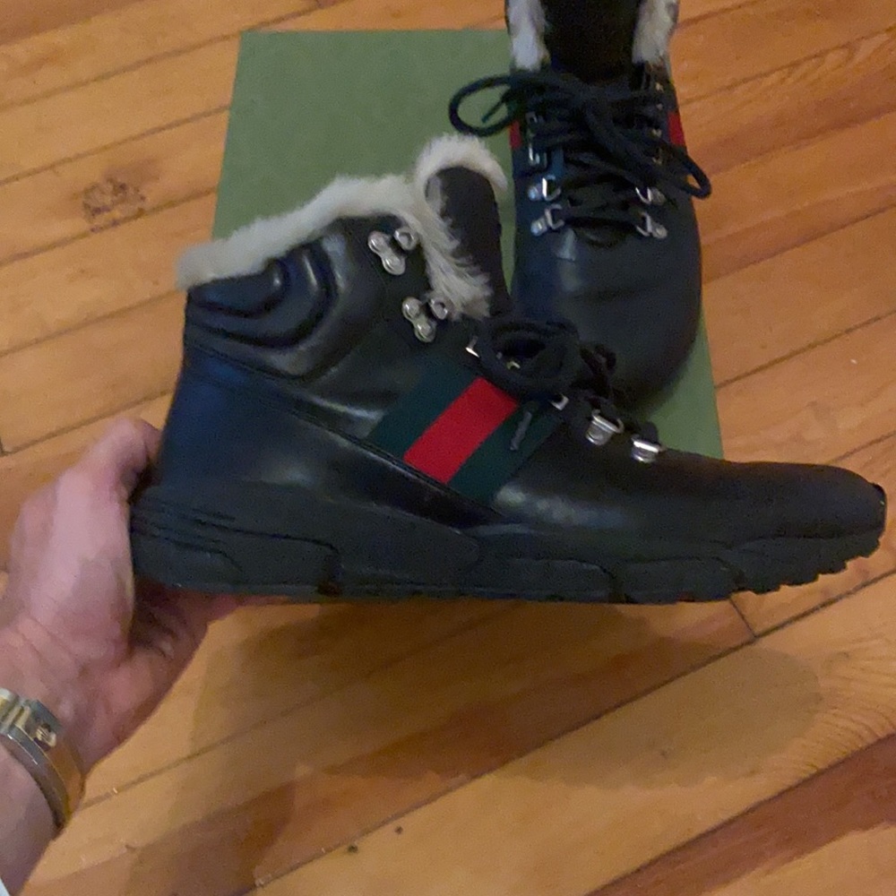COPY - Gucci fur lined boot size 8 US - Picture 5 of 6